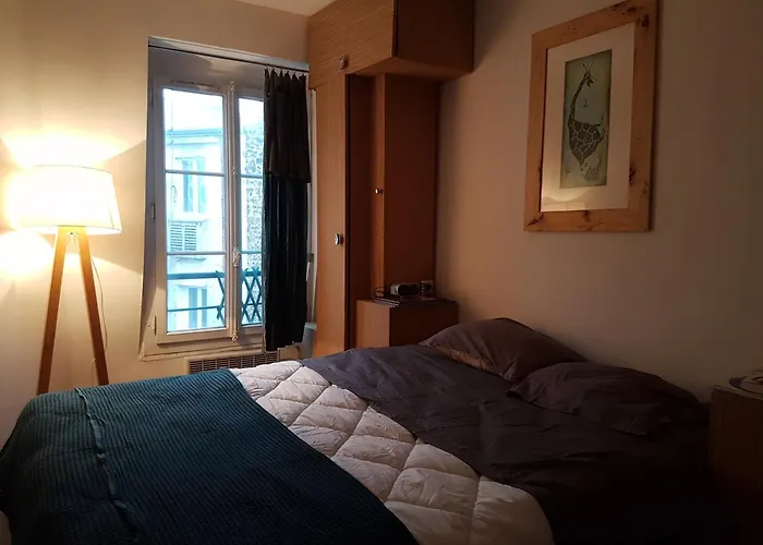 Le 122 Aux Batignolles * باريس